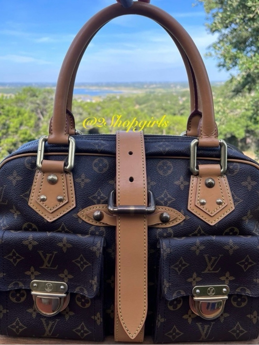 EUC Authentic Louis Vuitton Monogram Manhattan Shoulder Bag with LV Lock & Key